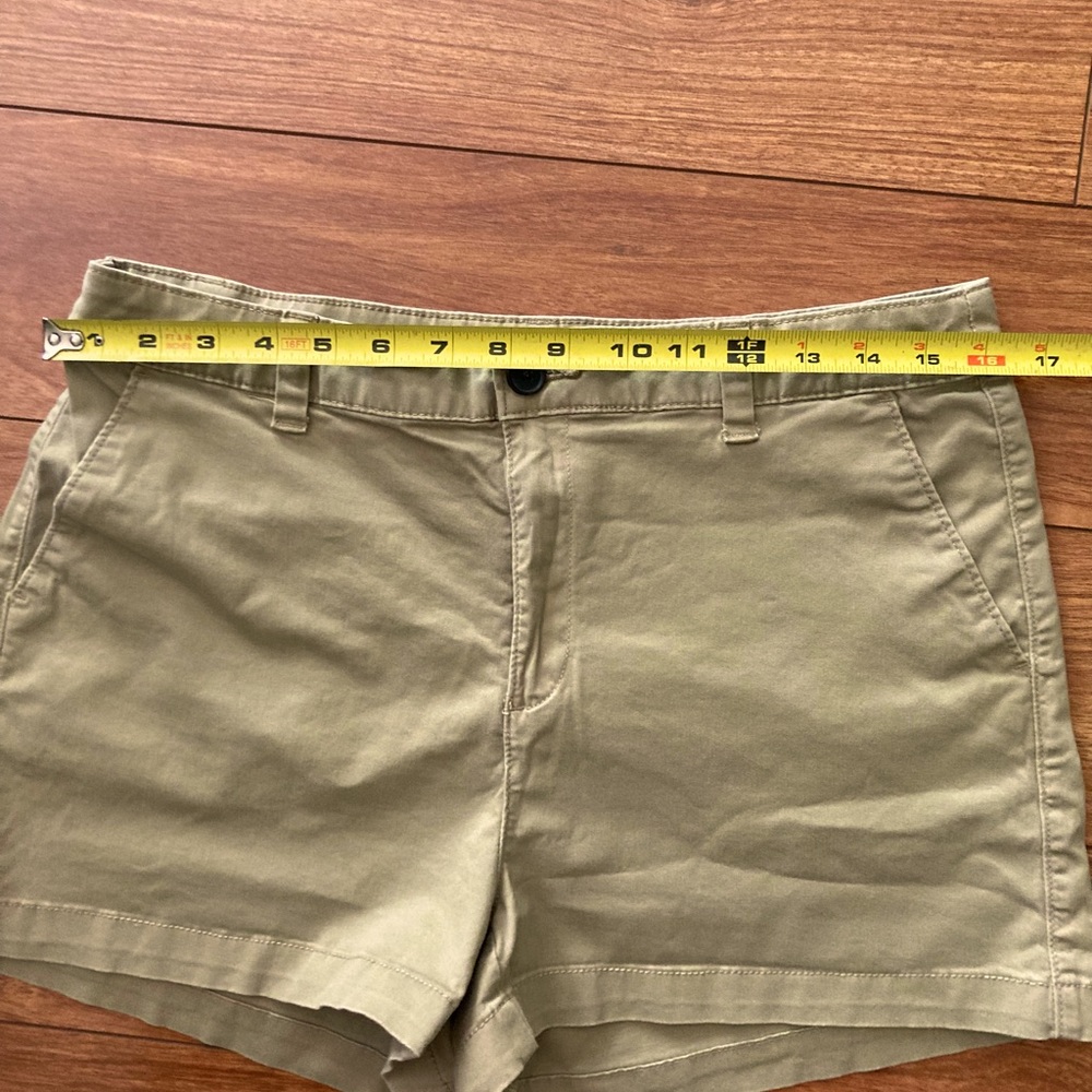 A New Day Khaki Stretch Twill Shorts Size 10